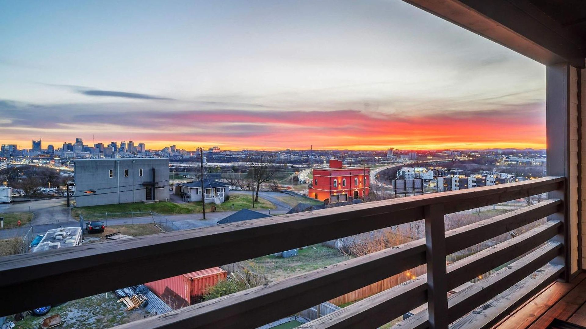 Holiday home Game Balcony Backyard Near Downtown Nash *
