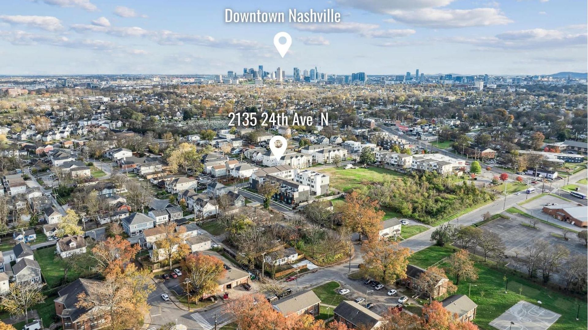 Private With Rooftop Game Near Downtown Holiday home Nashville