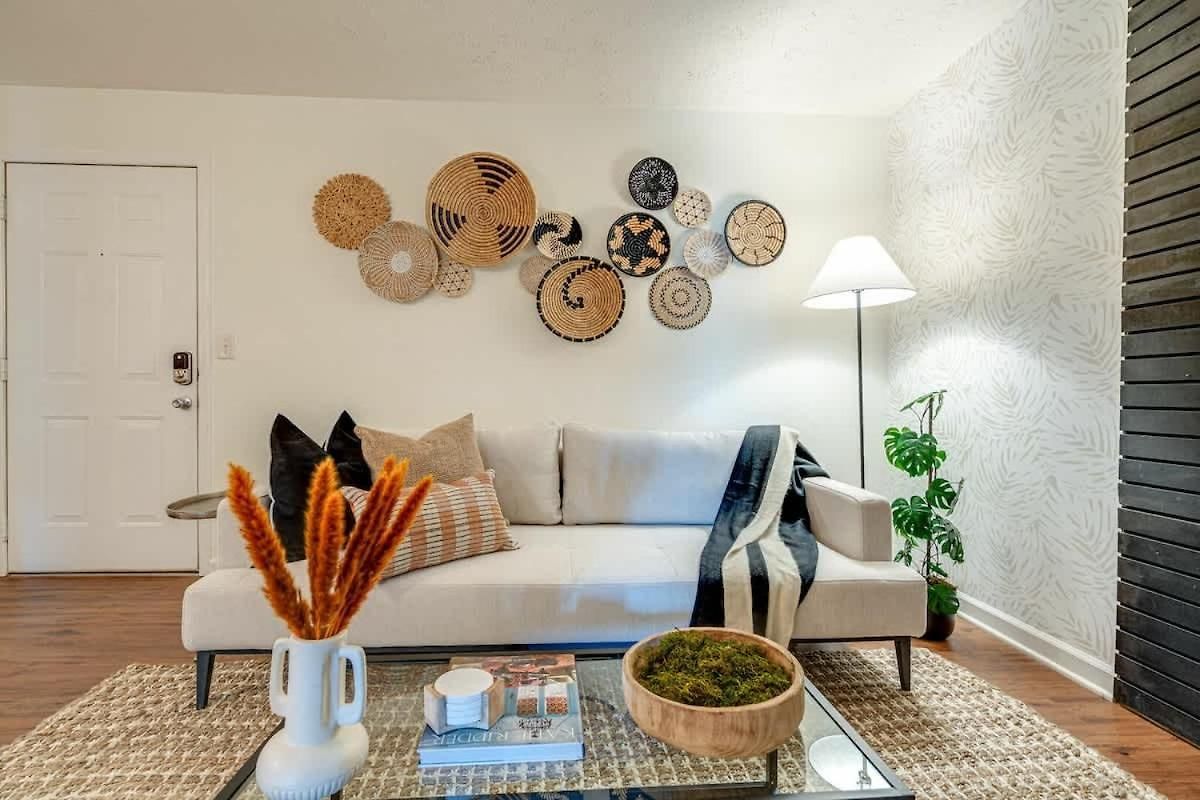 Boho West - West End - 3 Mins To Broadway Holiday home *