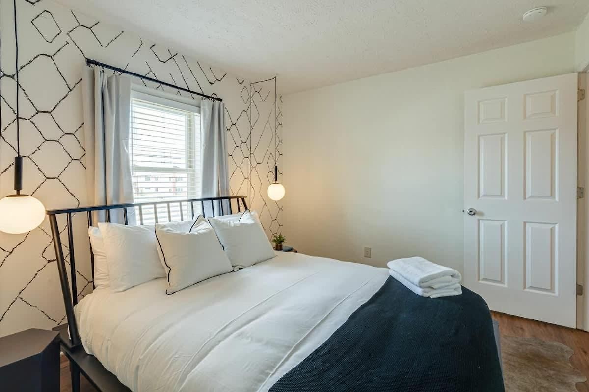 Holiday home Boho West - West End - 3 Mins To Broadway