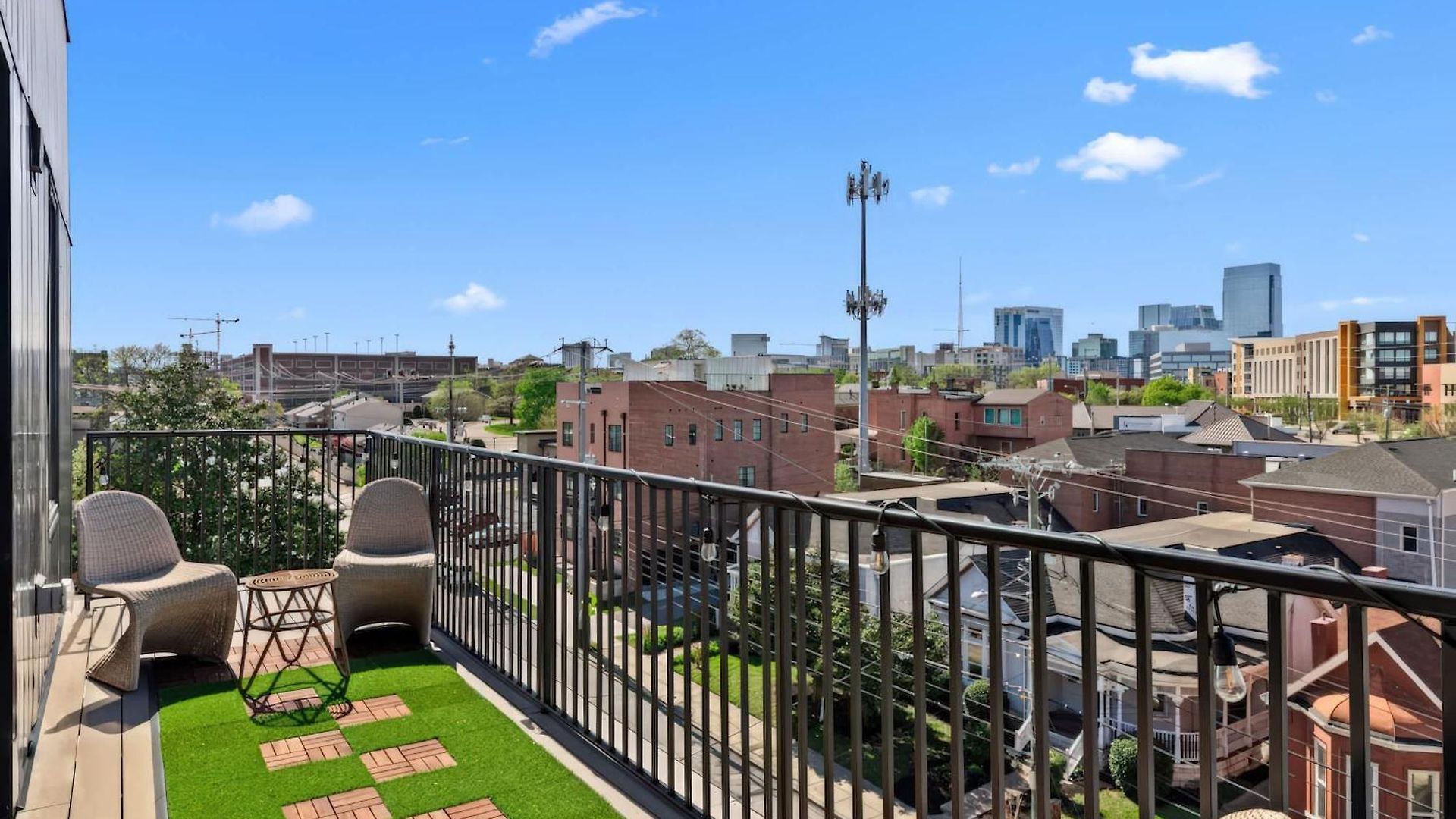 The Penthouse - 3br Rooftop - Downtown