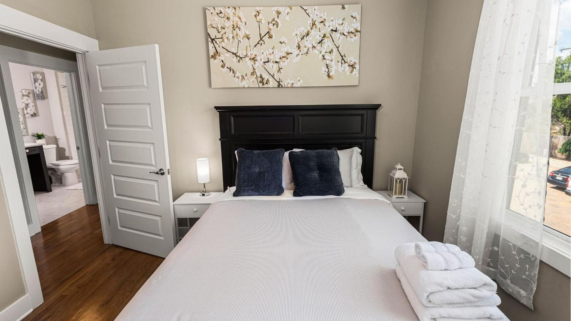 Great Location 2 Bedroom Minutes To Downtown * Nashville