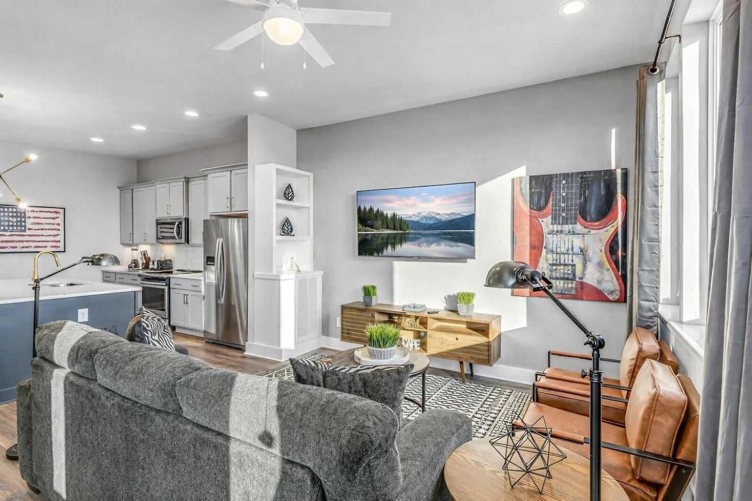 Group Getaway 8 Min To Broadway Holiday home Nashville