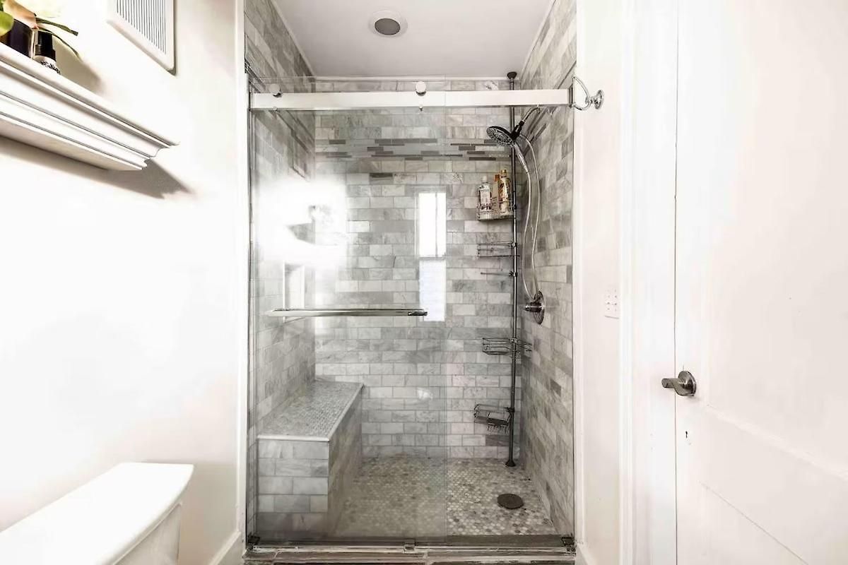 Minutes To Downtown - East Nash 4br,3ba Holiday home