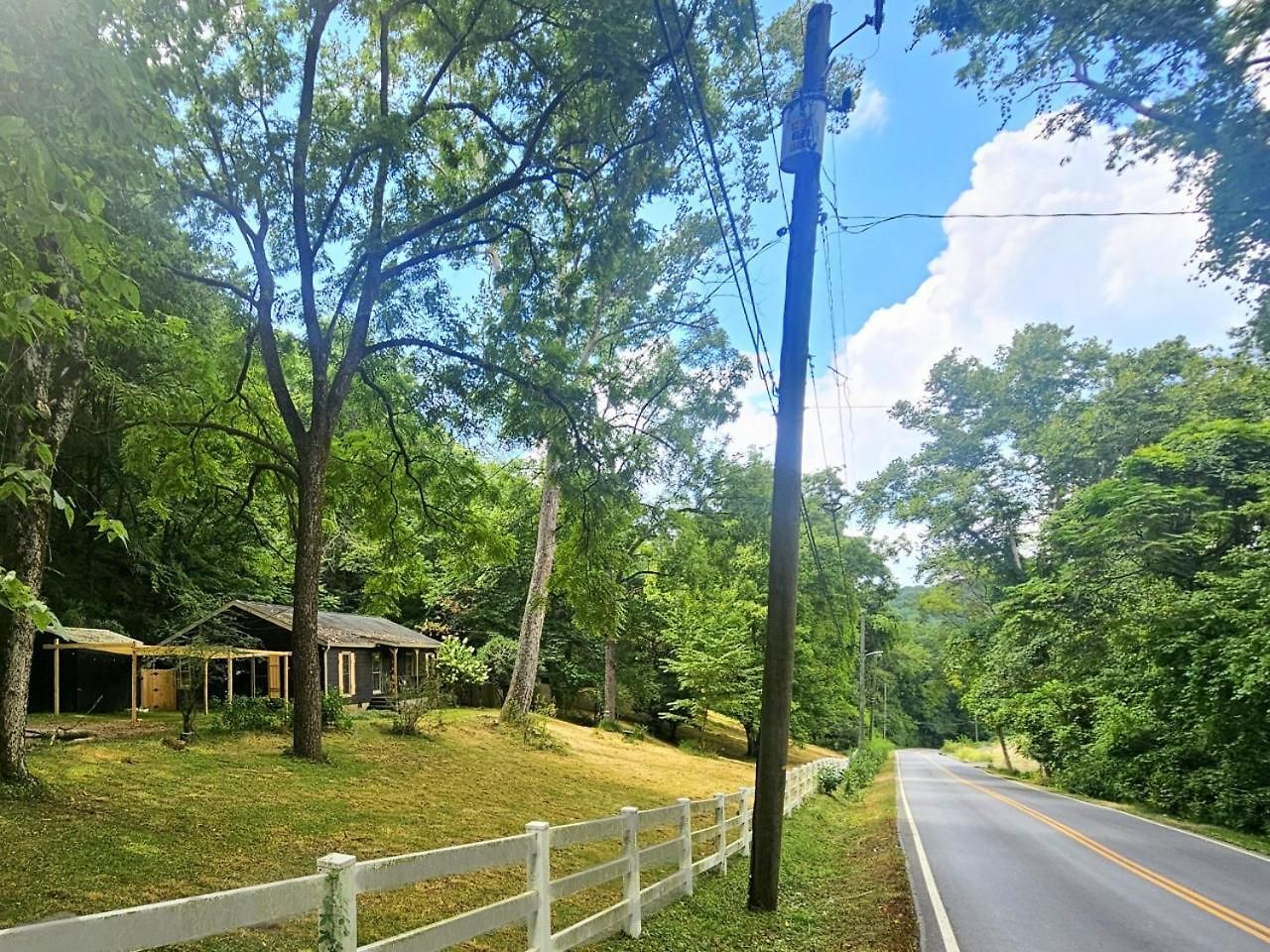 The Creek Woodland Oasis - Modern 3br Country With Rolling Yard Holiday home Nashville