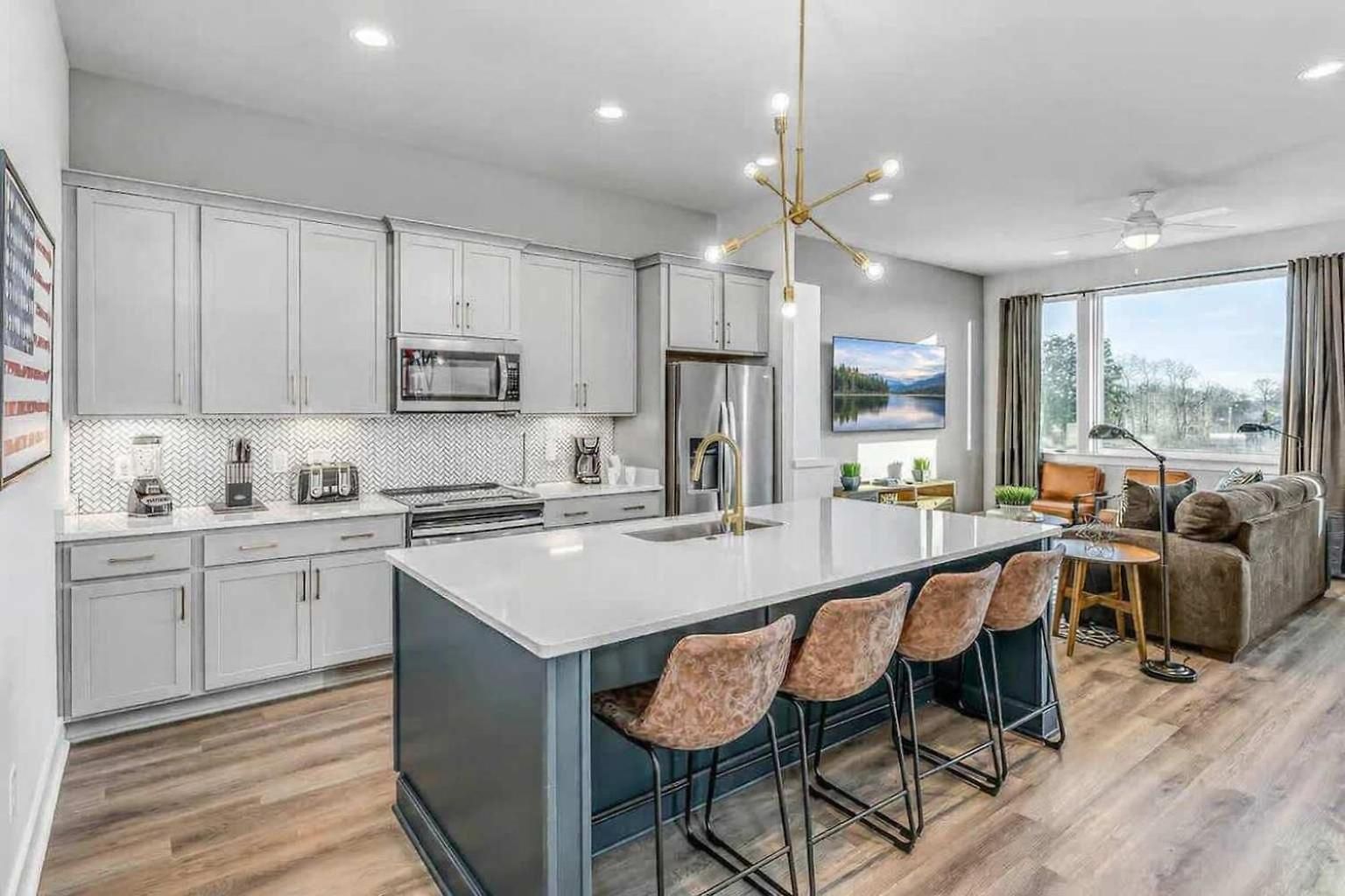 Group Getaway 8 Min To Broadway Holiday home Nashville