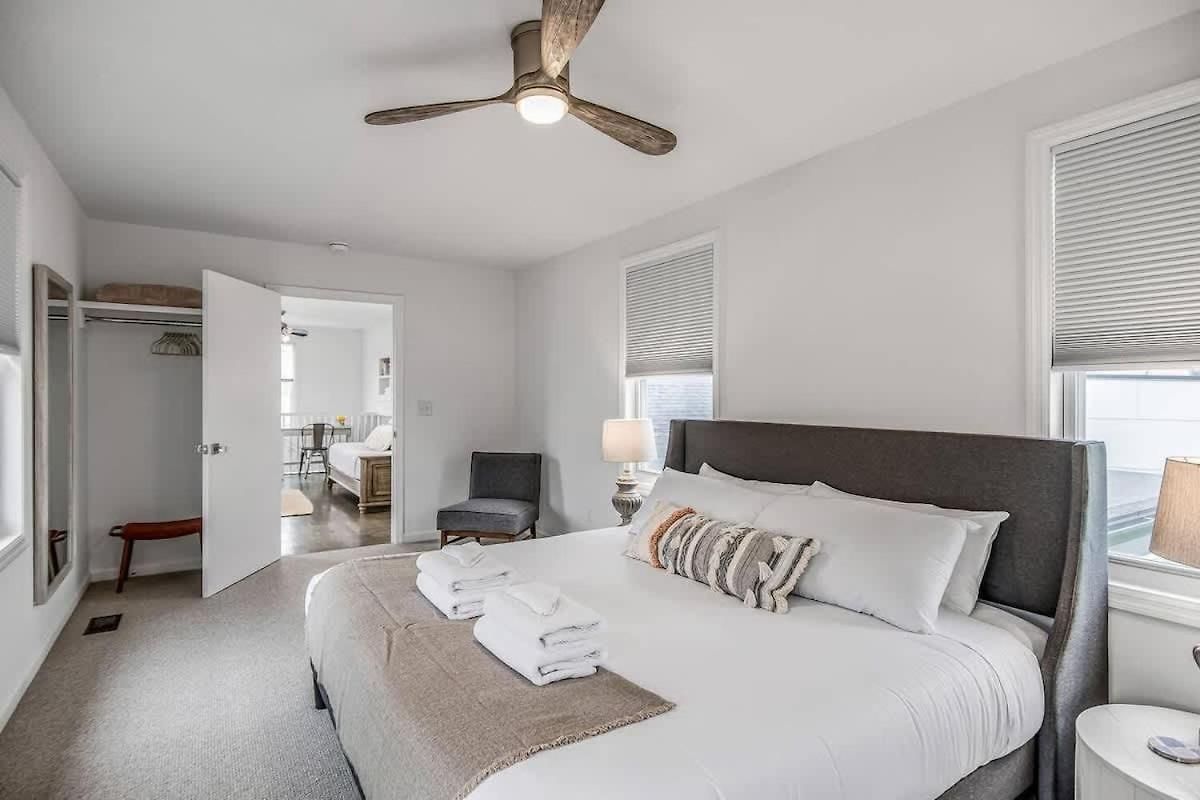 Charming Spacious - 10 Mins To Downtown Holiday home