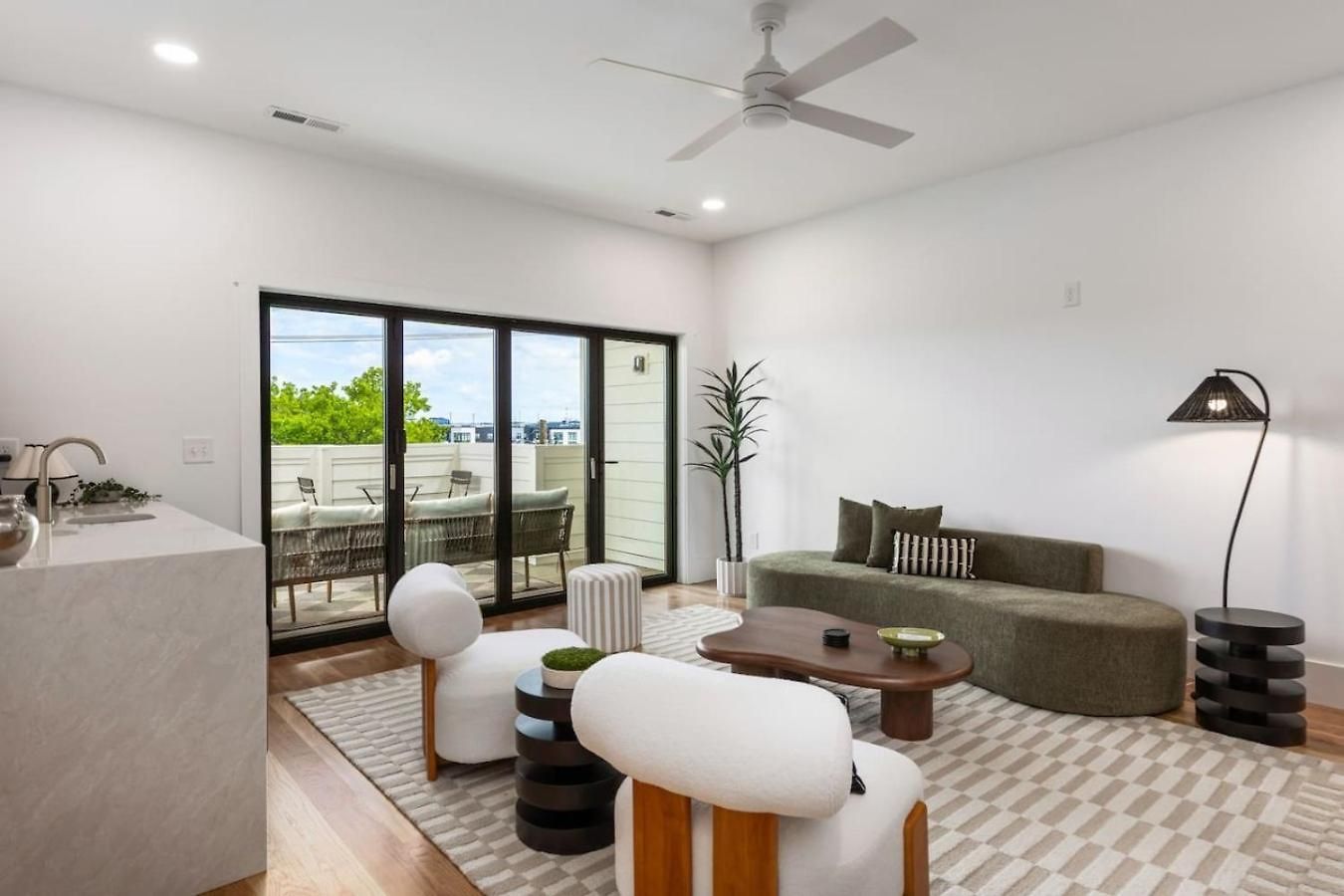 Holiday home 12 South With Rooftop Sauna, Wet Bar, And Two Car Garage *