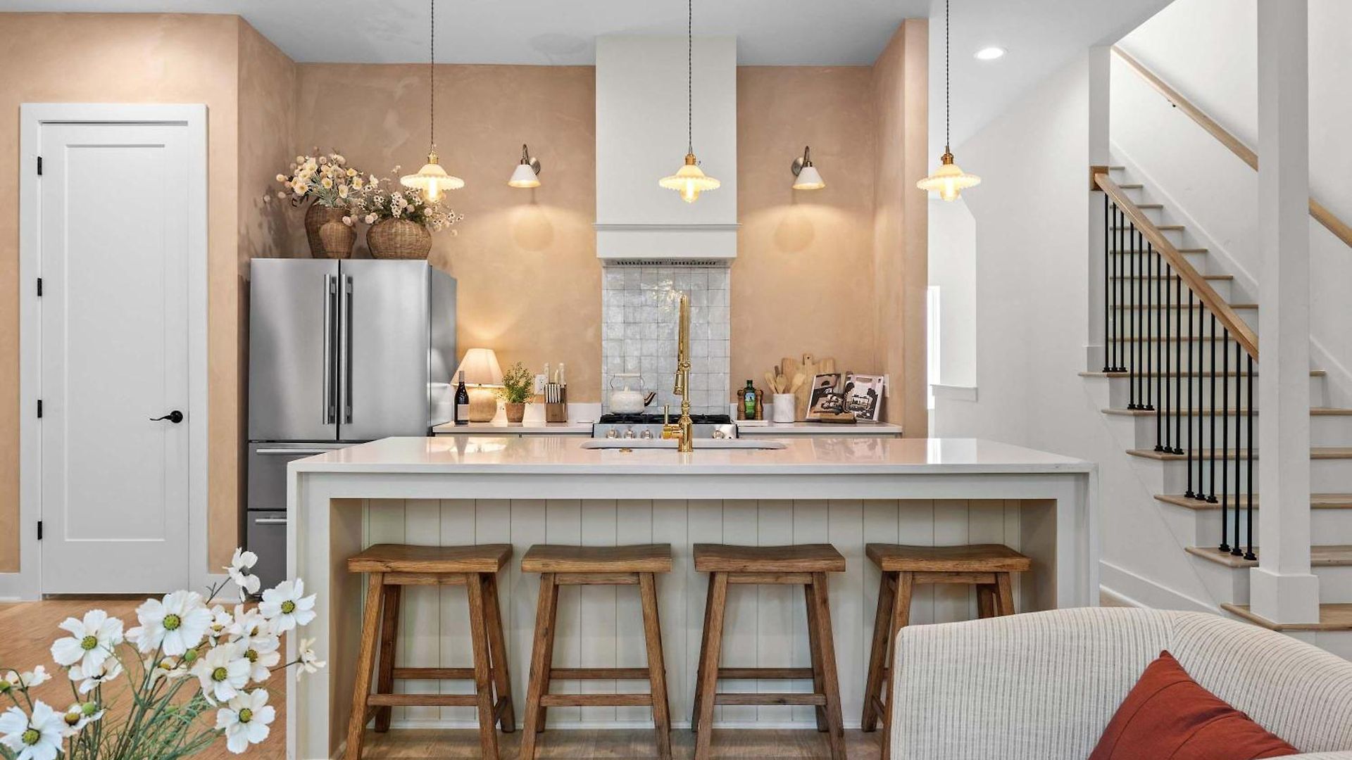The Velvet Spur - Rooftop Retreat Near Germantown *