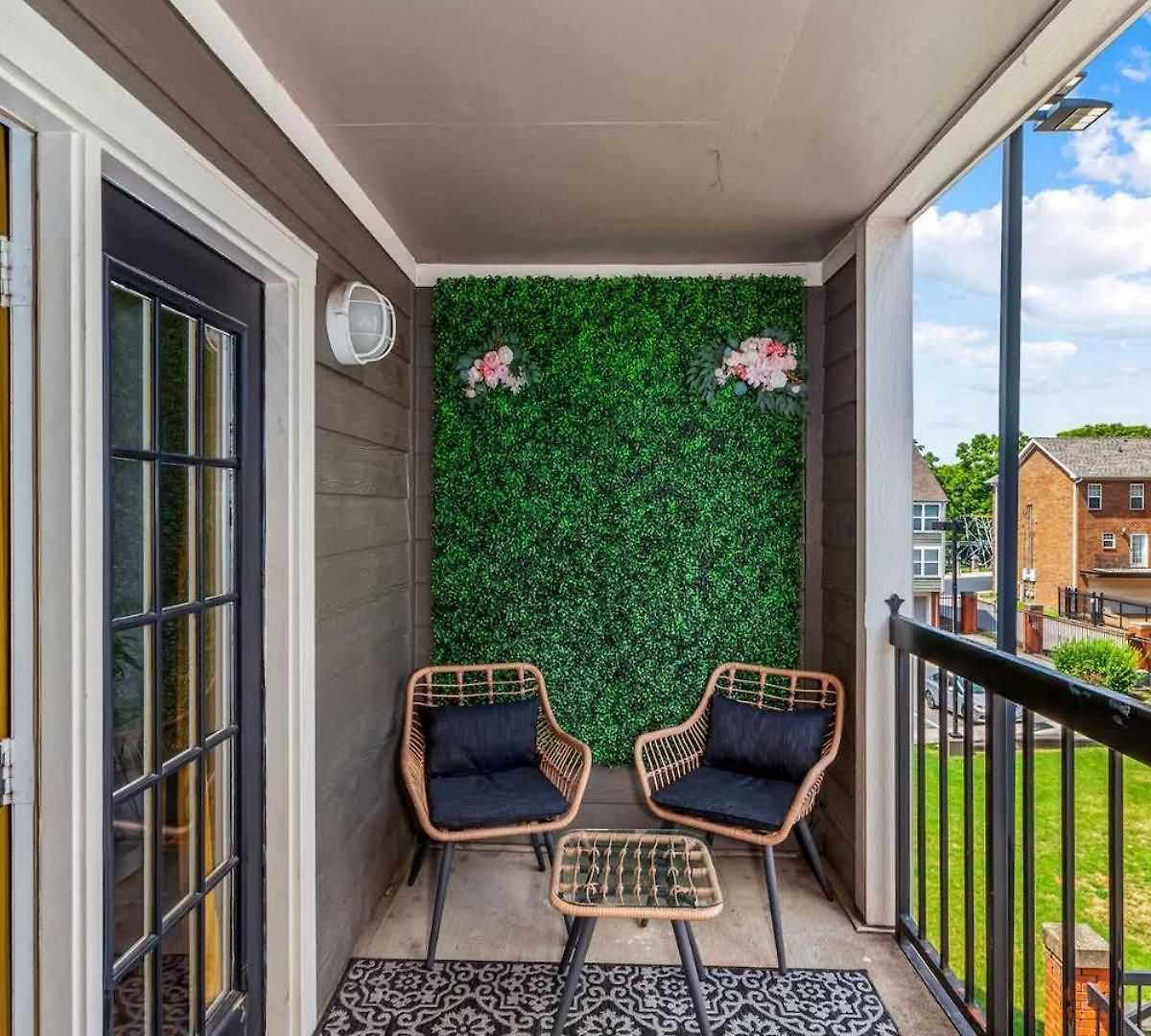 Lainey's Loft By Local *
