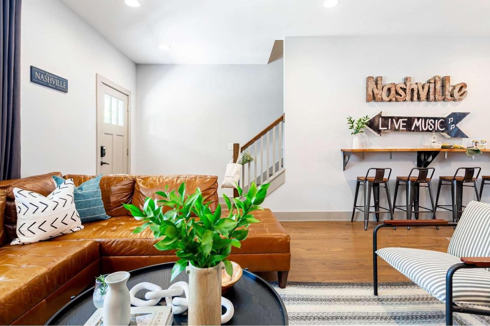 Quiet Chord - Ideal Retreat Minutes From Downtown *