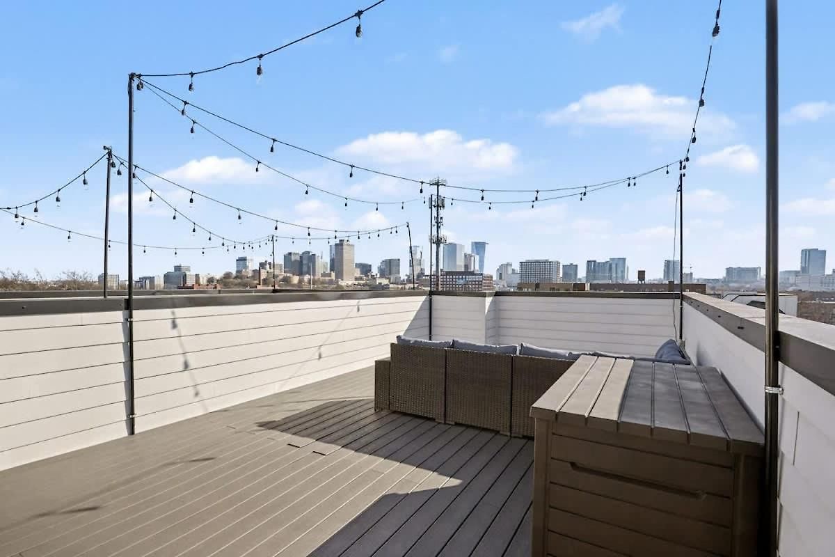 Rodeo - Rooftop Patio - Minutes To Broadway Holiday home Nashville