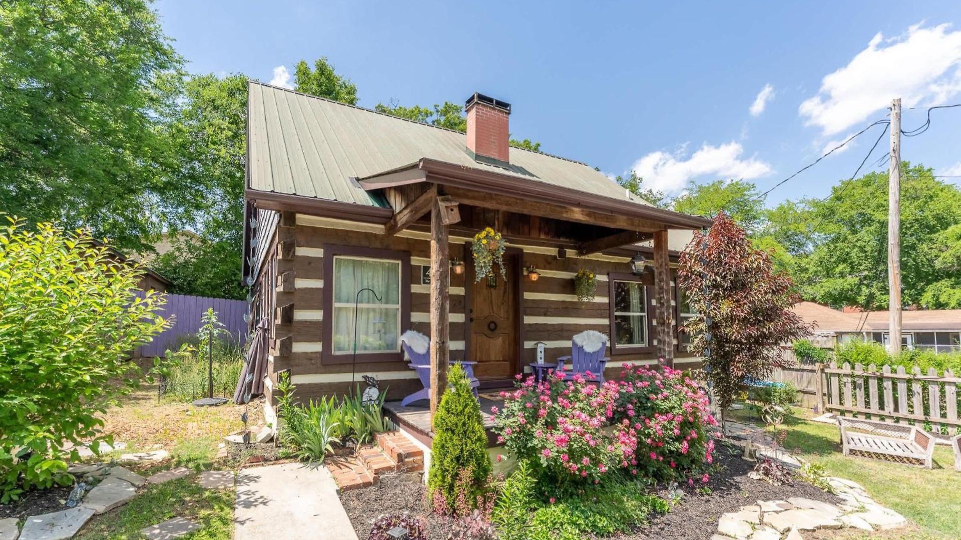 The Magic Cottage- Artsy Escape With Hot Tub & Charm Holiday home Nashville