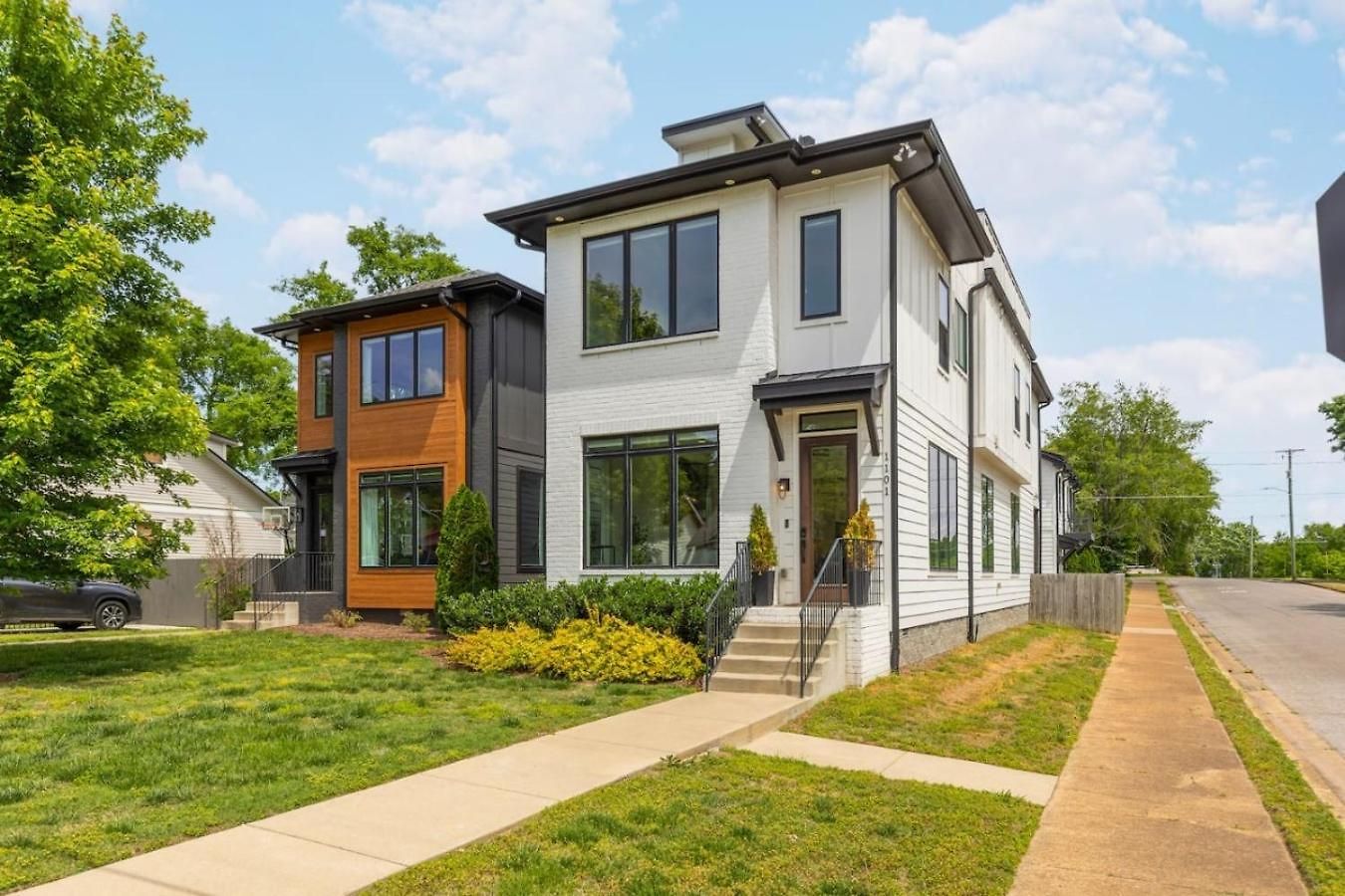 House With Rooftop Patio, Next To A Park, 3 Miles To Downtown