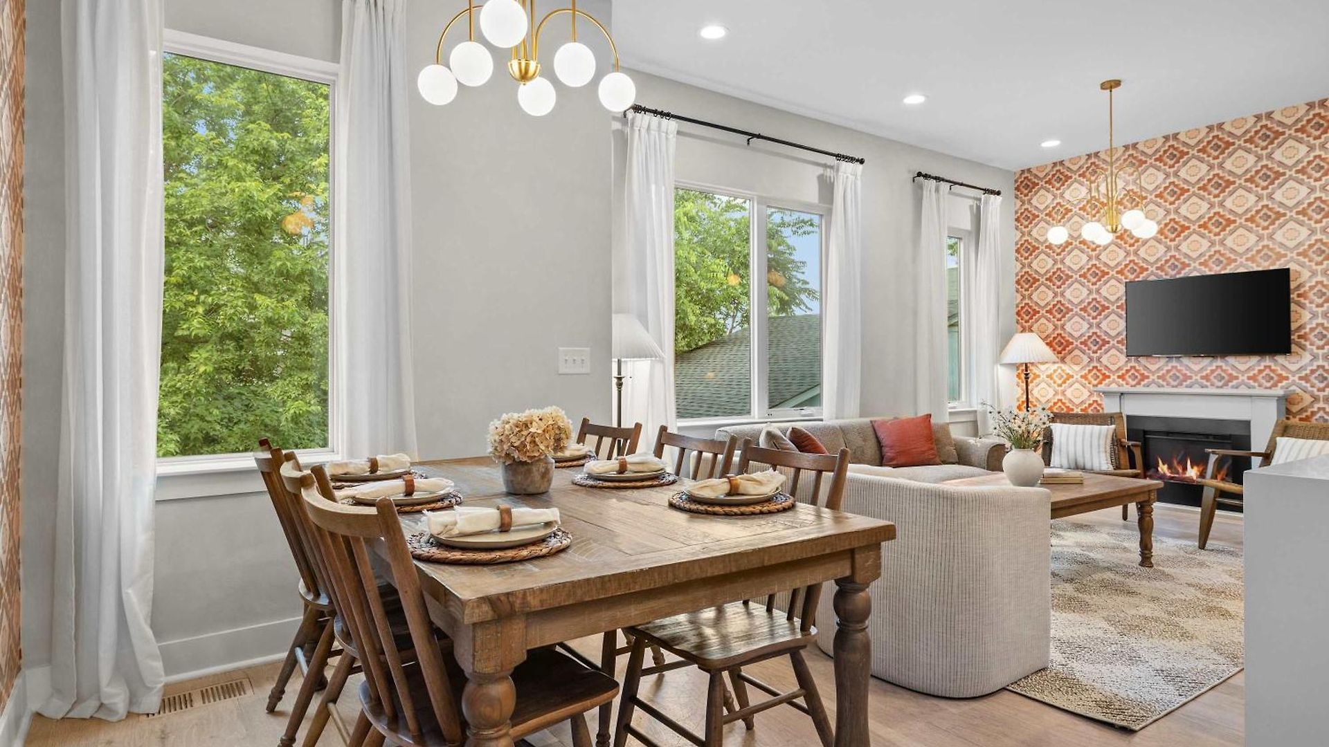 The Velvet Spur - Rooftop Retreat Near Germantown *