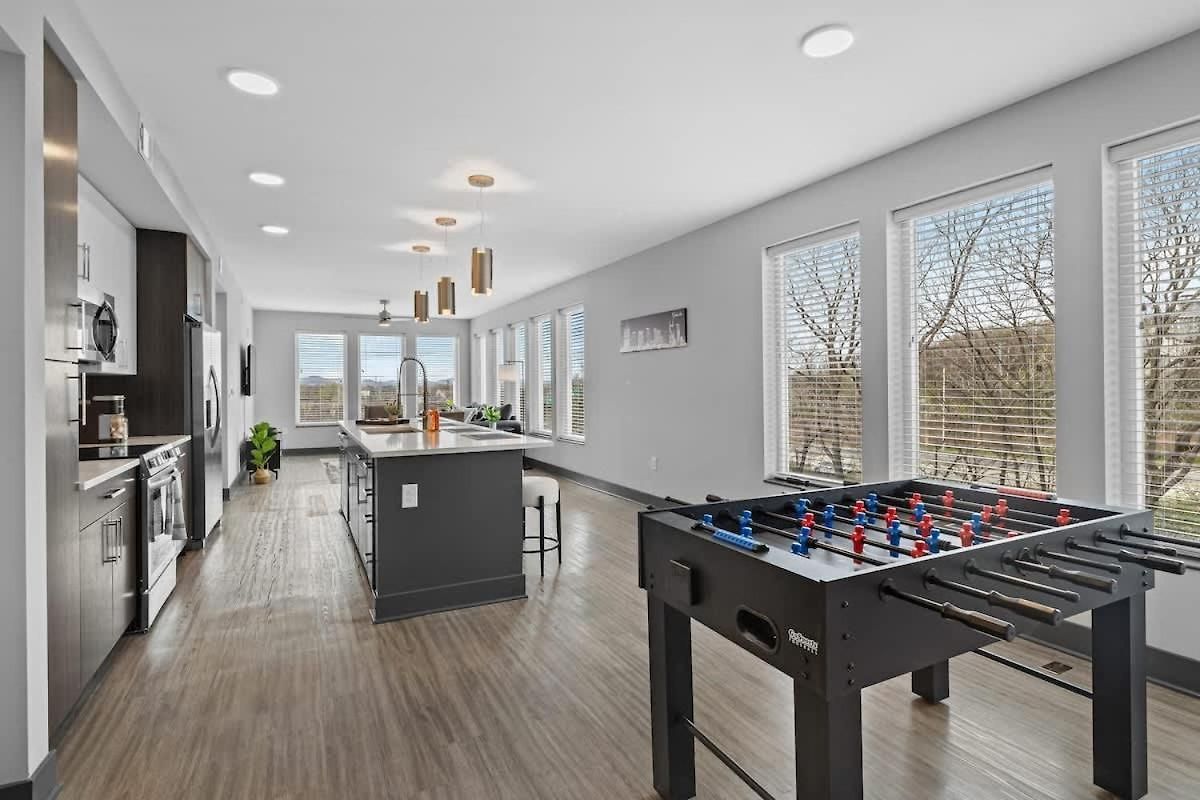 Luxe 2br W Views Near Broadway & Music Row Holiday home