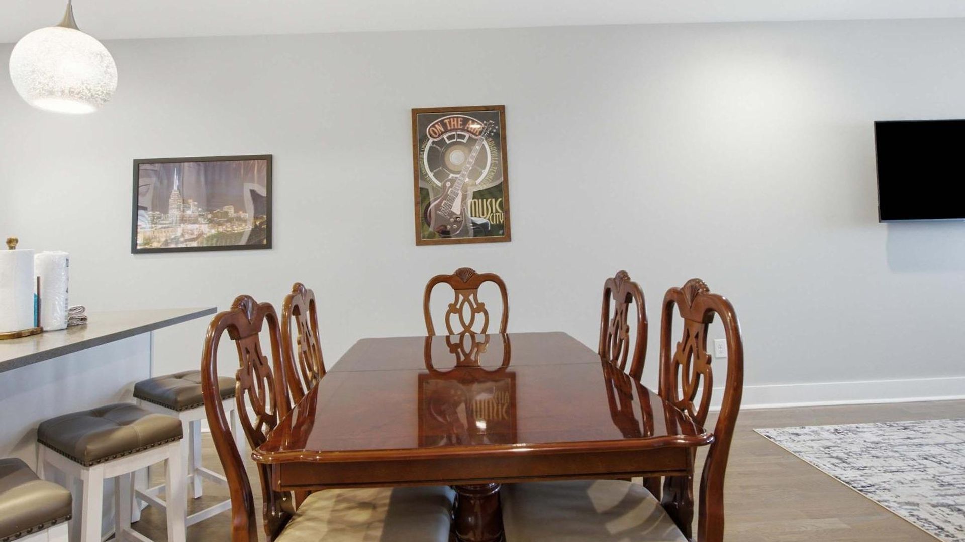 Brand New Retreat N Five Points Near Downtown Holiday home