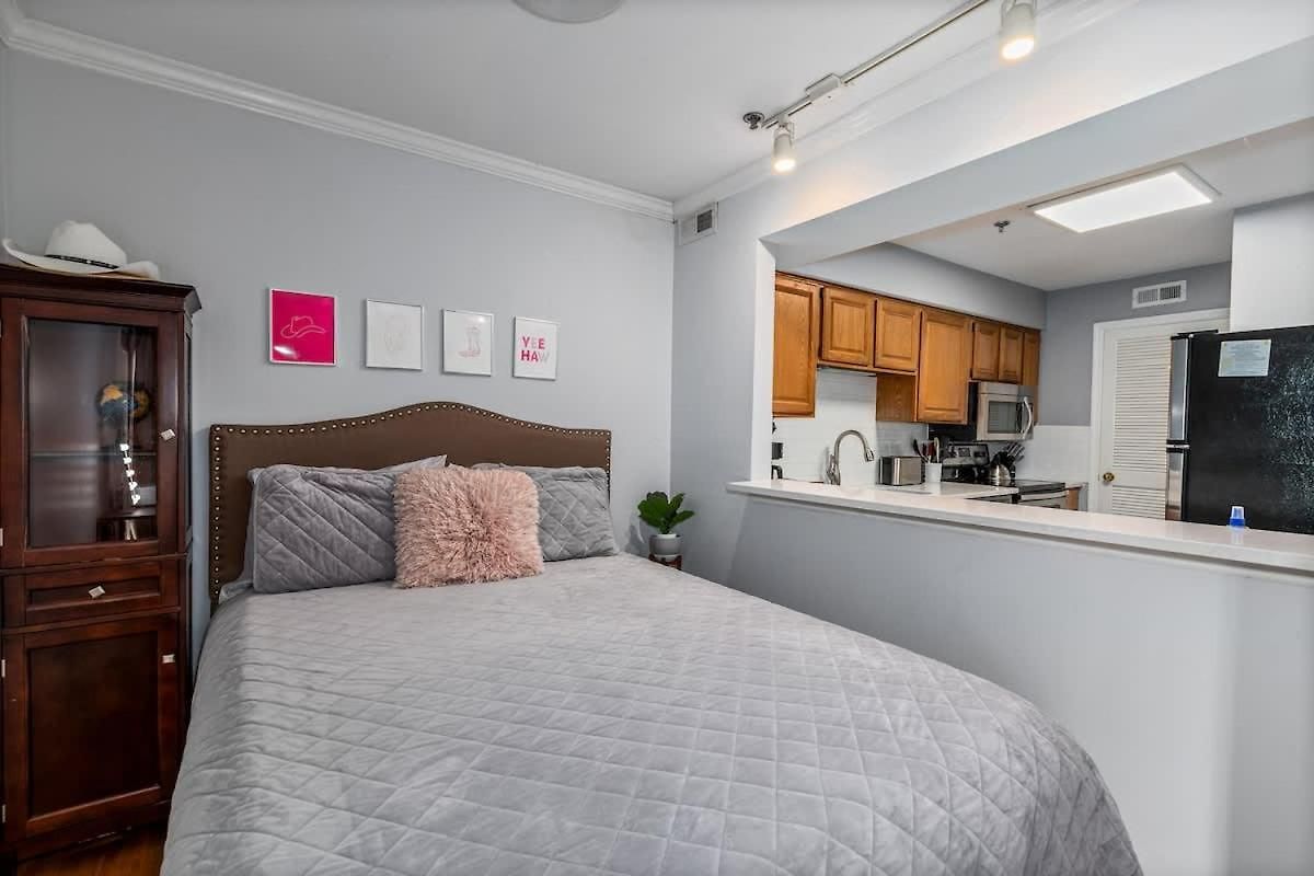 Lainey's Loft By Local Holiday home Nashville