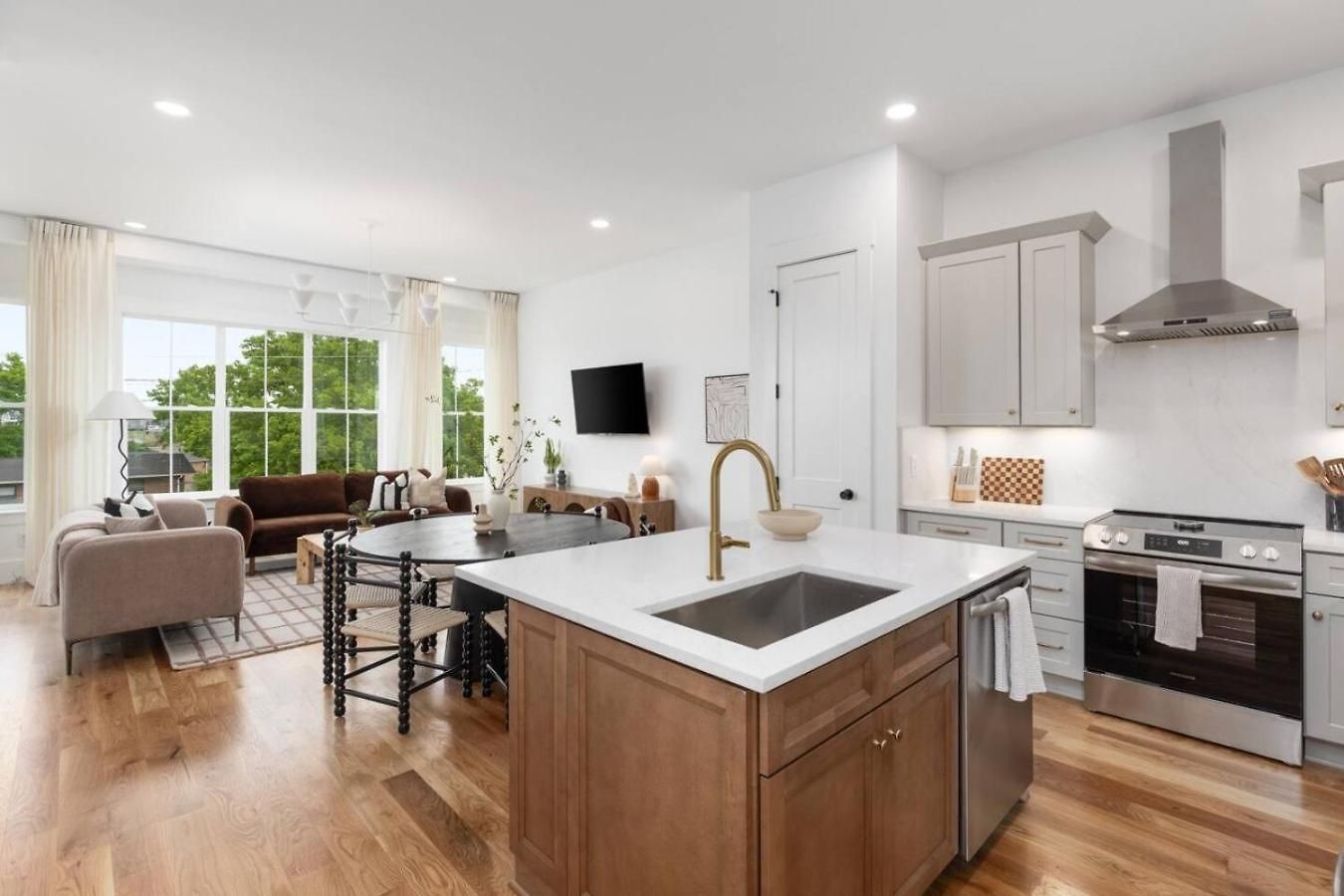 12 South With Rooftop Sauna, Wet Bar, And Two Car Garage Holiday home *