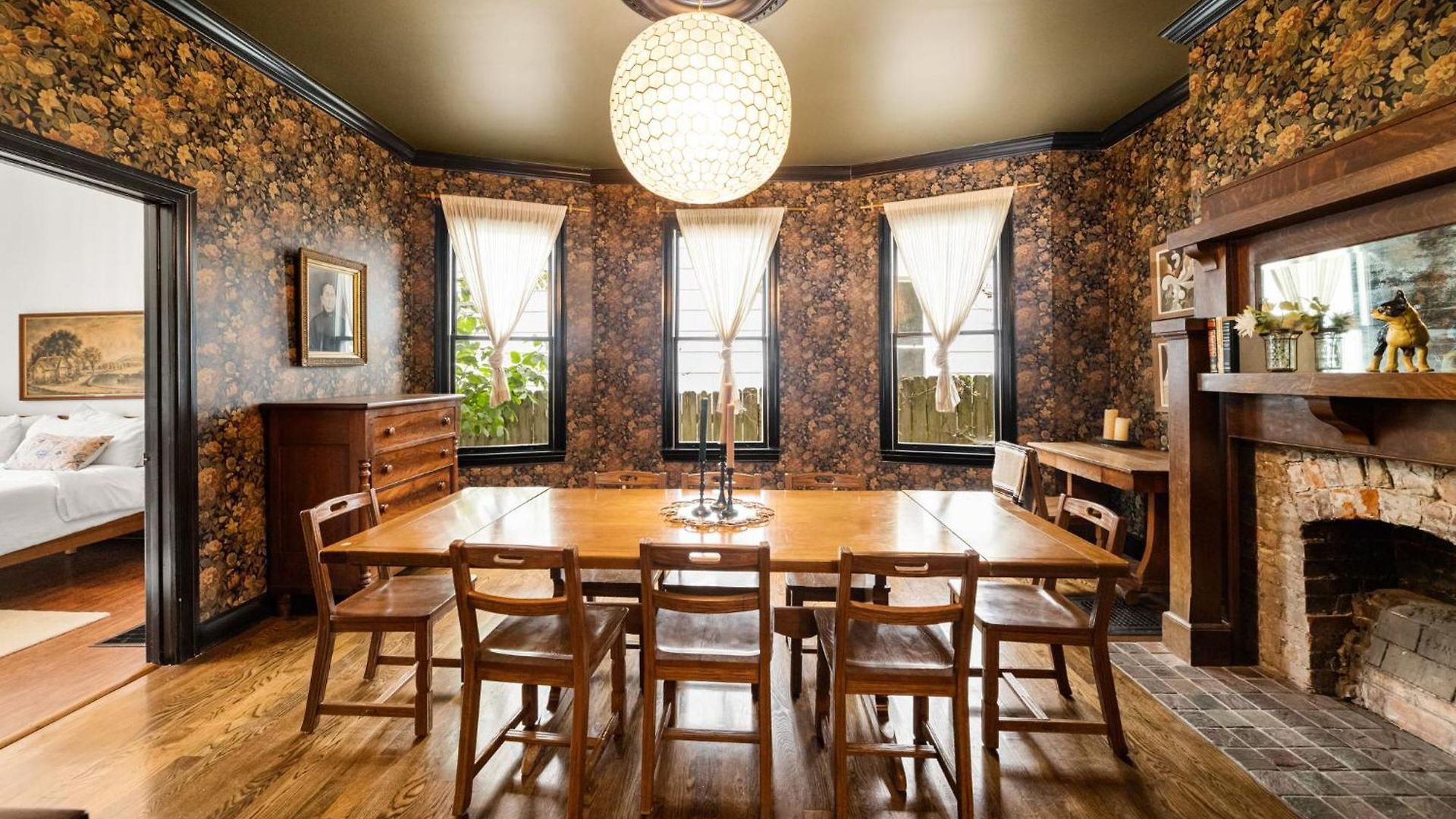 Holiday home Charming East Mins From Downtown