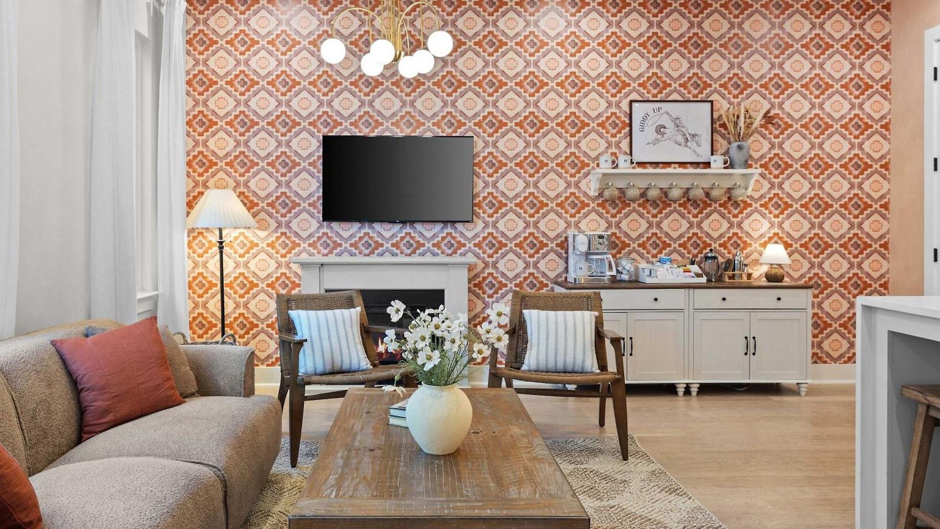 The Velvet Spur - Rooftop Retreat Near Germantown Holiday home Nashville