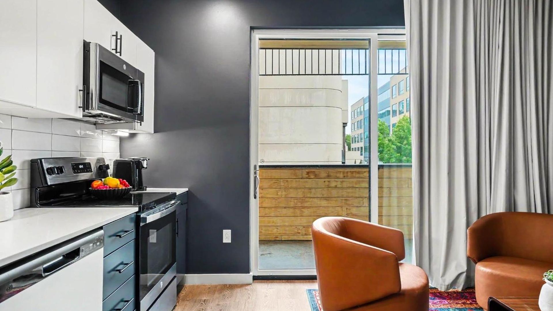 Onyx - Pool & Gym - Walk To Broadway Holiday home Nashville