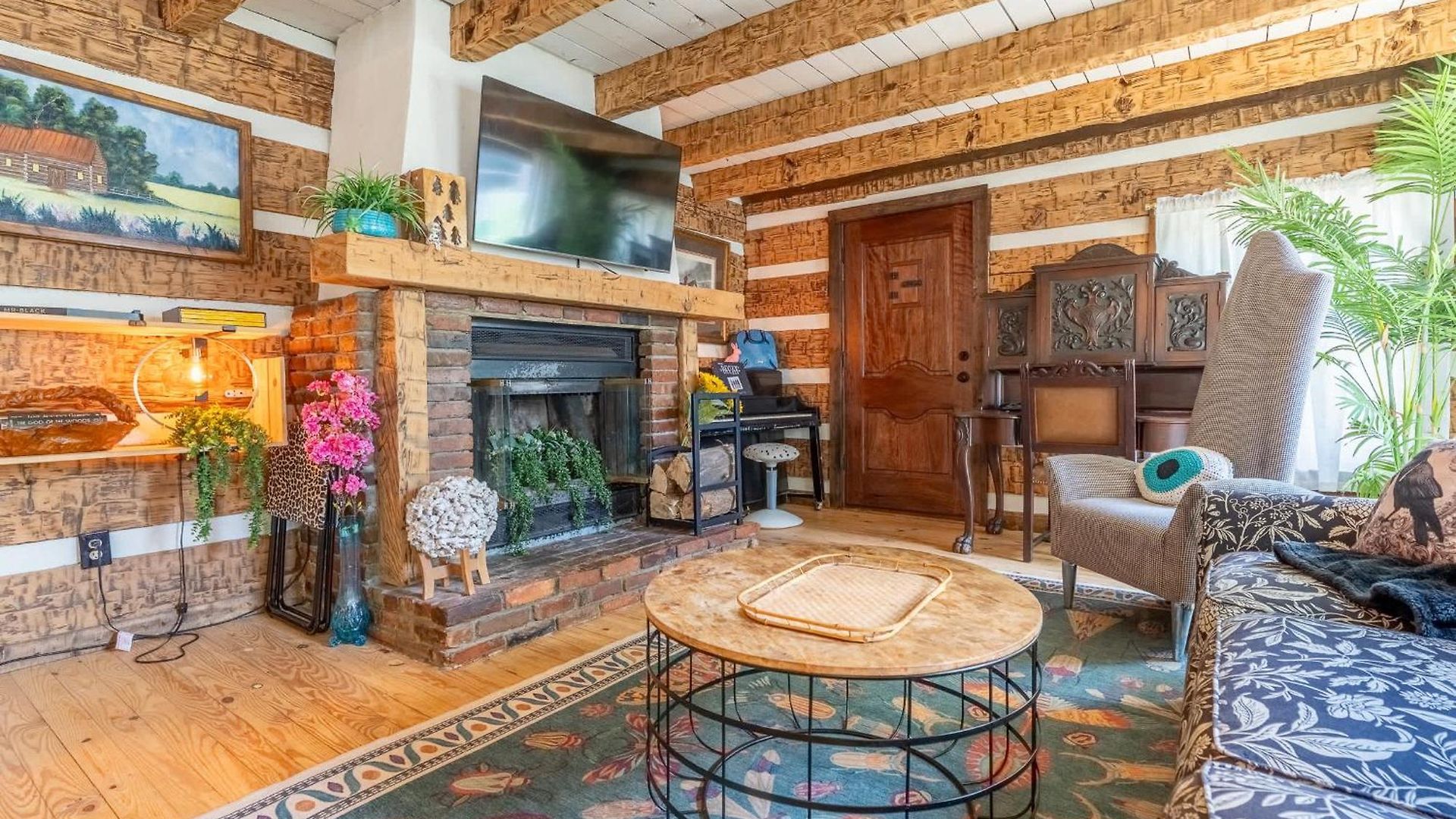 The Magic Cottage- Artsy Escape With Hot Tub & Charm *