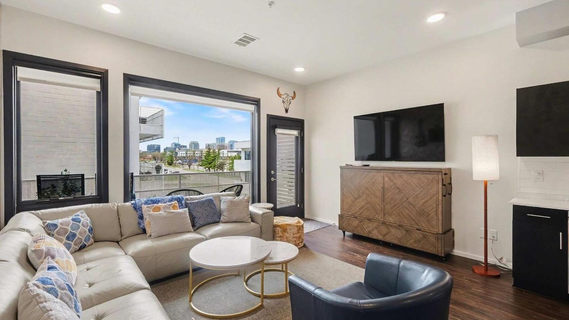 Holiday home Trendy For 4 W Shared Pool Near The Gulch *