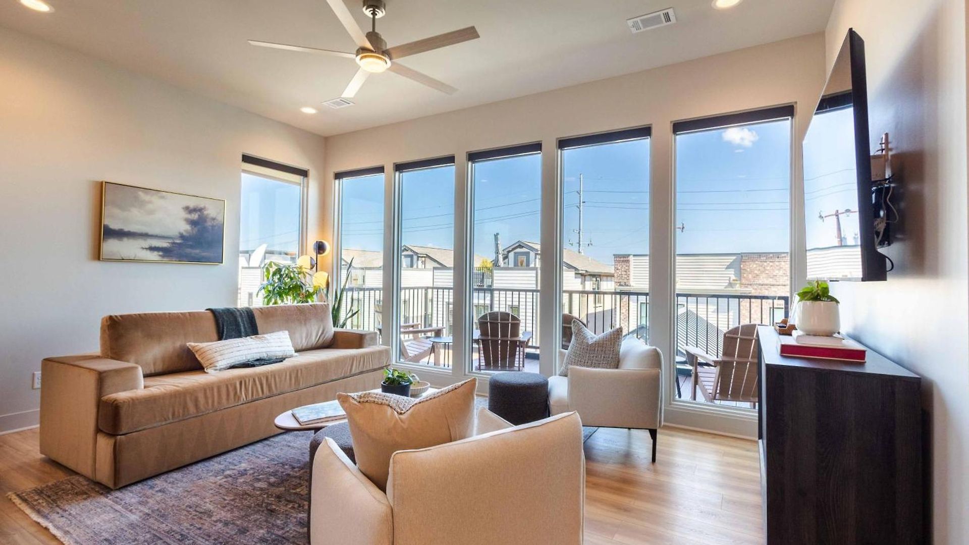 The Amenities | Heated Pool | 7 Mins-broadway * Nashville