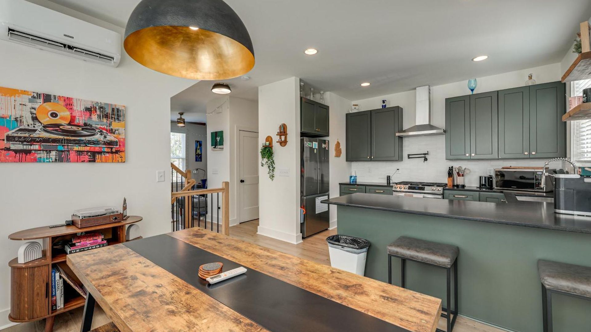 4 Mi To Broadway: Chic Townhome W/ Office! Nashville