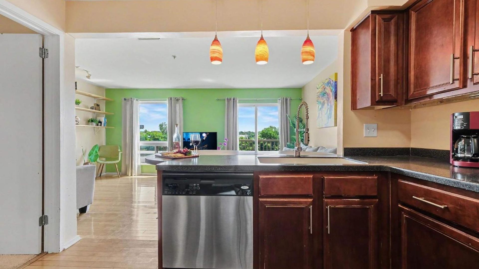 Flow - Pool - River Views - Mins To Broadway Holiday home Nashville