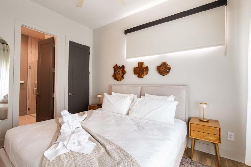 Holiday home Heated Pool + Hot Tub + Sauna • 7 Min To Broadway Nashville