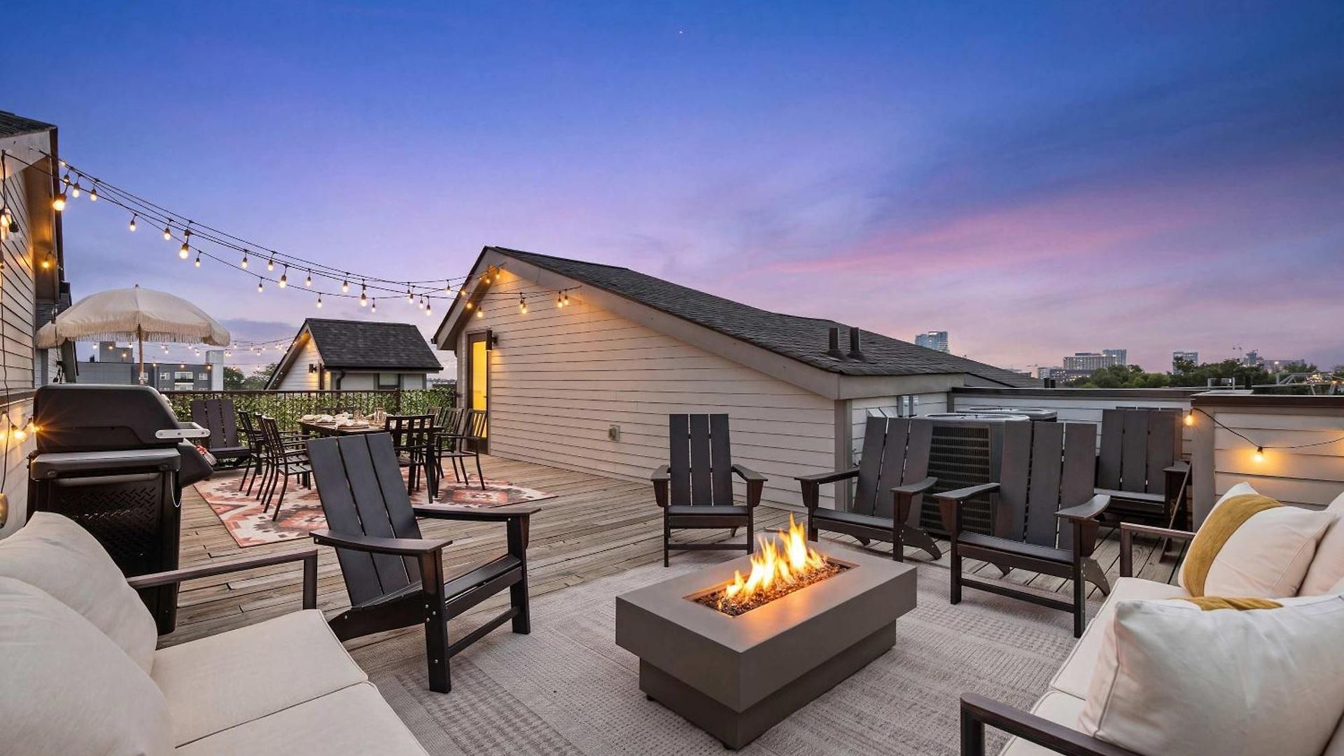 Holiday home The Velvet Spur - Rooftop Retreat Near Germantown Nashville