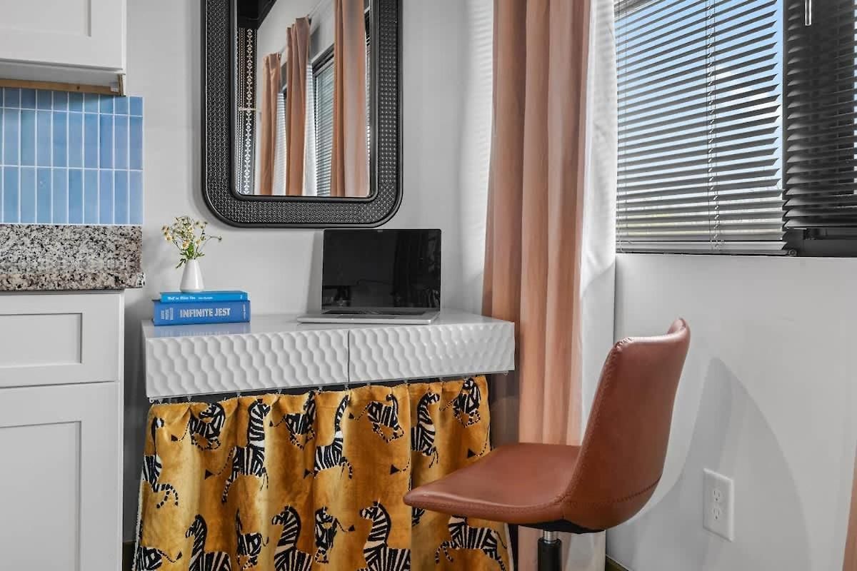 Elegant 1br Near Airport & Downtown *