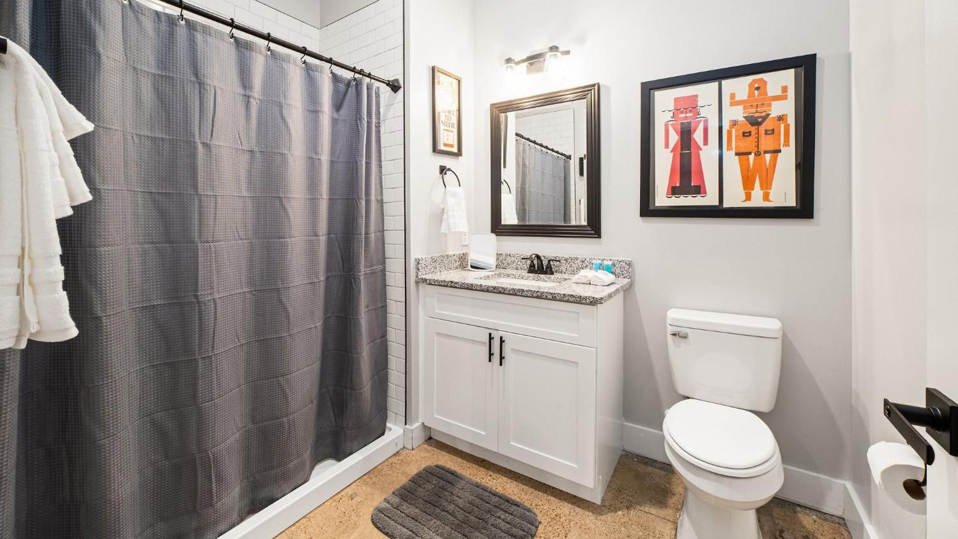 Holiday home Great Location Short Drive To Downtown *