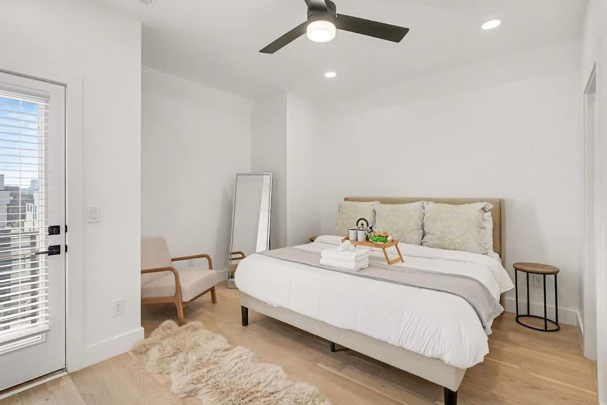 Rodeo - Rooftop Patio - Minutes To Broadway Holiday home Nashville