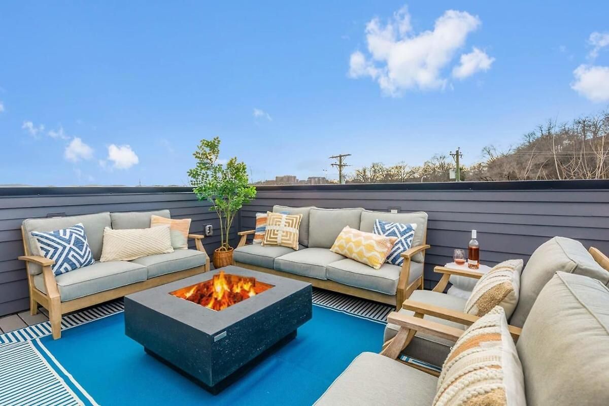 The Duet - Rooftop Lounge - 5 Mins To Broadway Holiday home Nashville