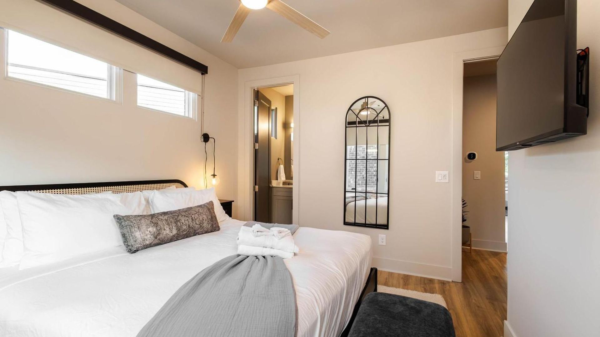 Wellness Escape | Gym, Cold Plunge, Sauna & Pool Holiday home Nashville
