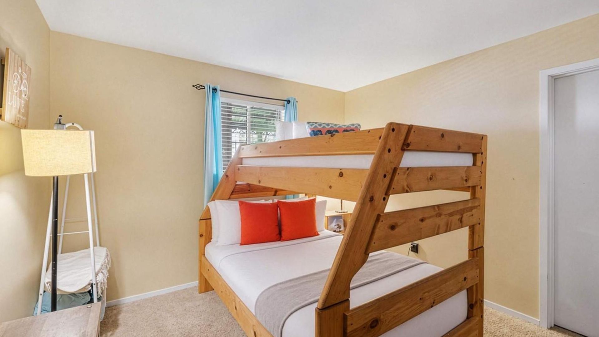 Flow - Pool - River Views - Mins To Broadway Holiday home Nashville