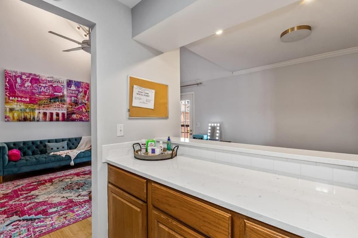Lainey's Loft By Local Holiday home Nashville