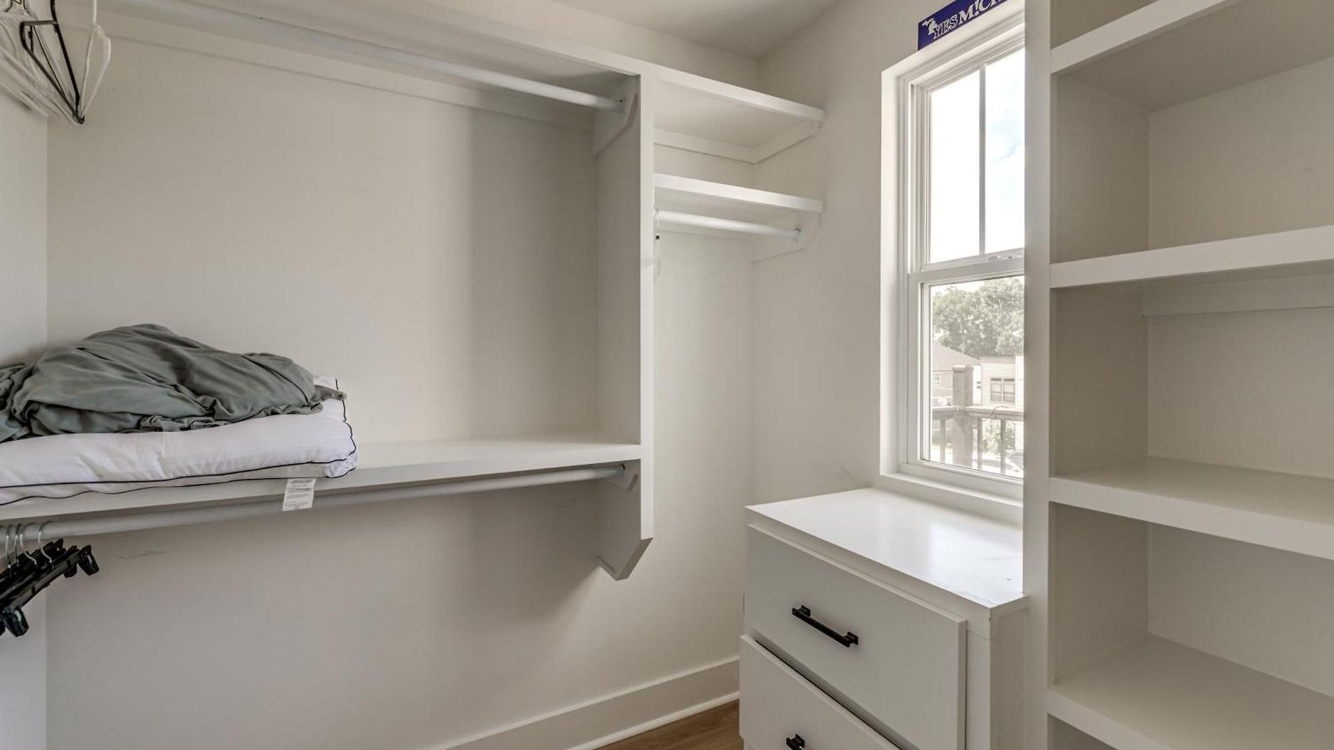 4 Mi To Broadway: Chic Townhome W/ Office! Holiday home Nashville