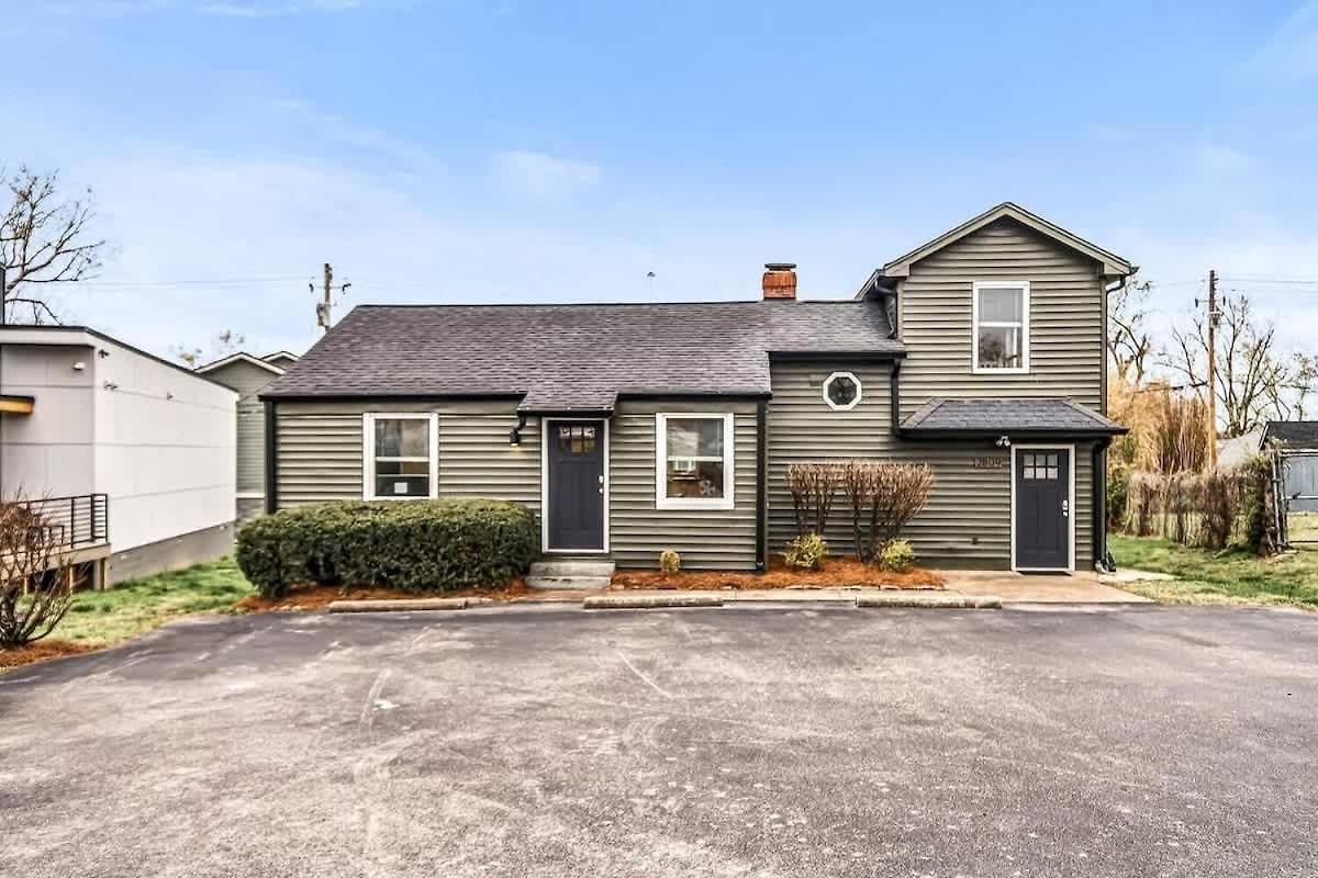 Charming Spacious - 10 Mins To Downtown