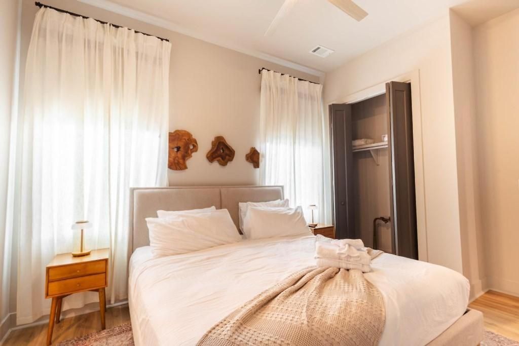 Heated Pool + Hot Tub + Sauna • 7 Min To Broadway Nashville