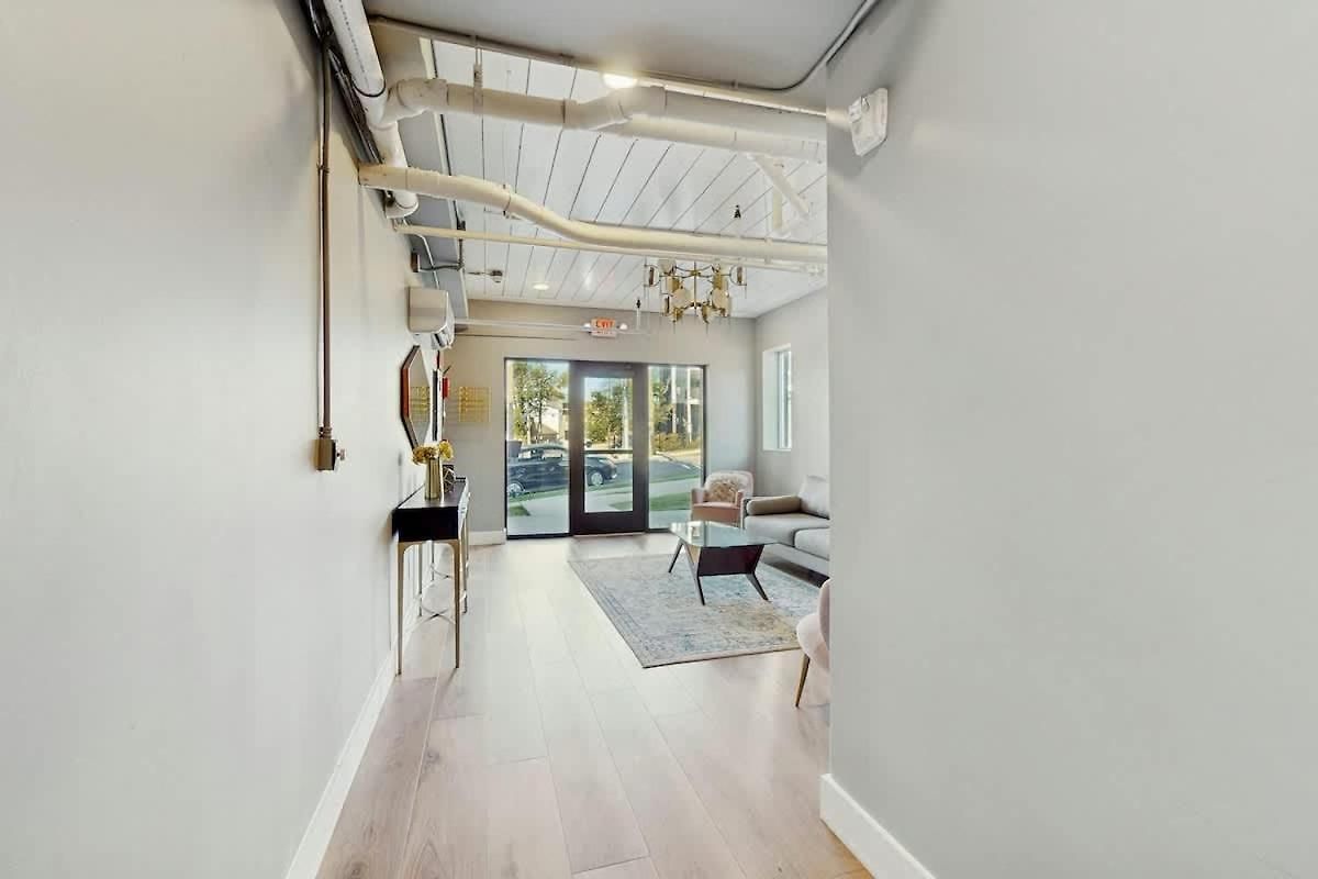 Downtown West End Retreat Near Broadway Nashville
