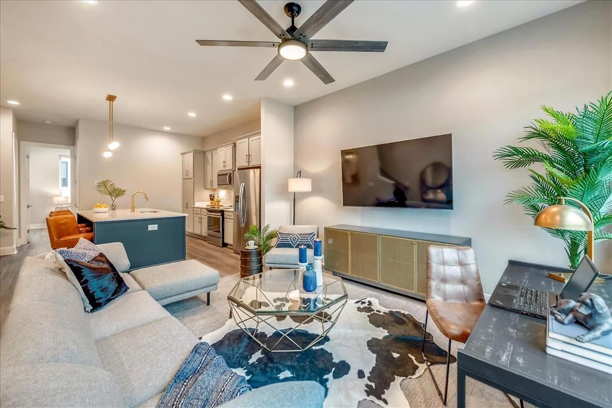 Holiday home 3 Townhomes Hot Tub & Rooftop Decks Nashville
