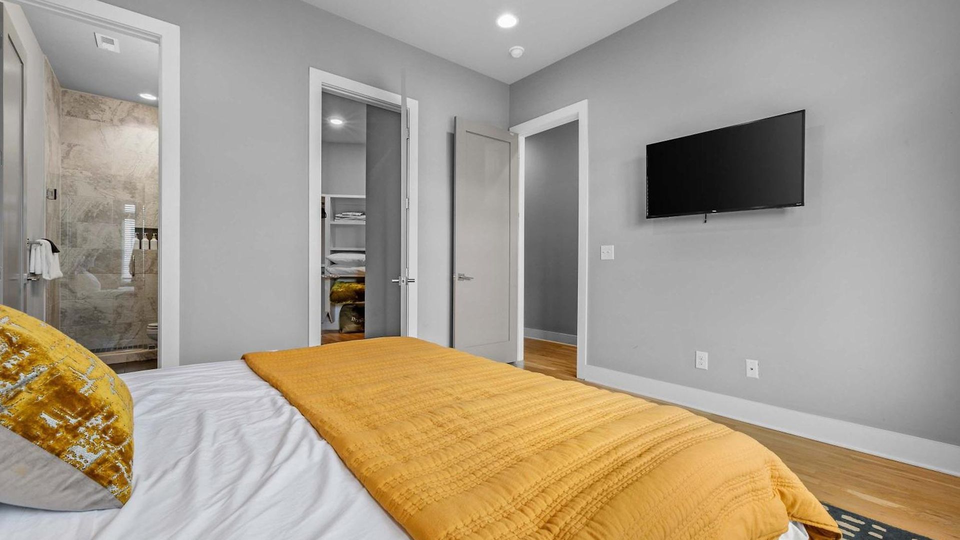 Holiday home Music Getaway 4br Near Broadway *