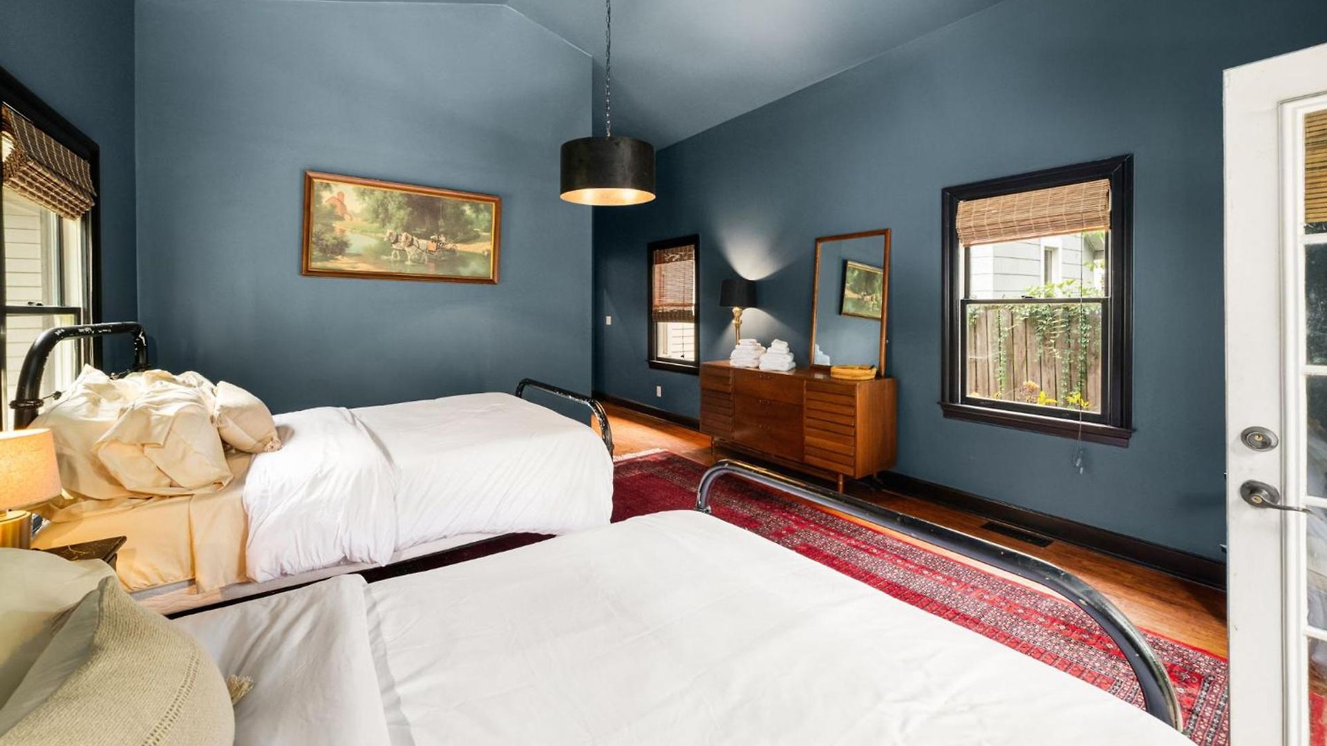 Charming East Mins From Downtown Nashville