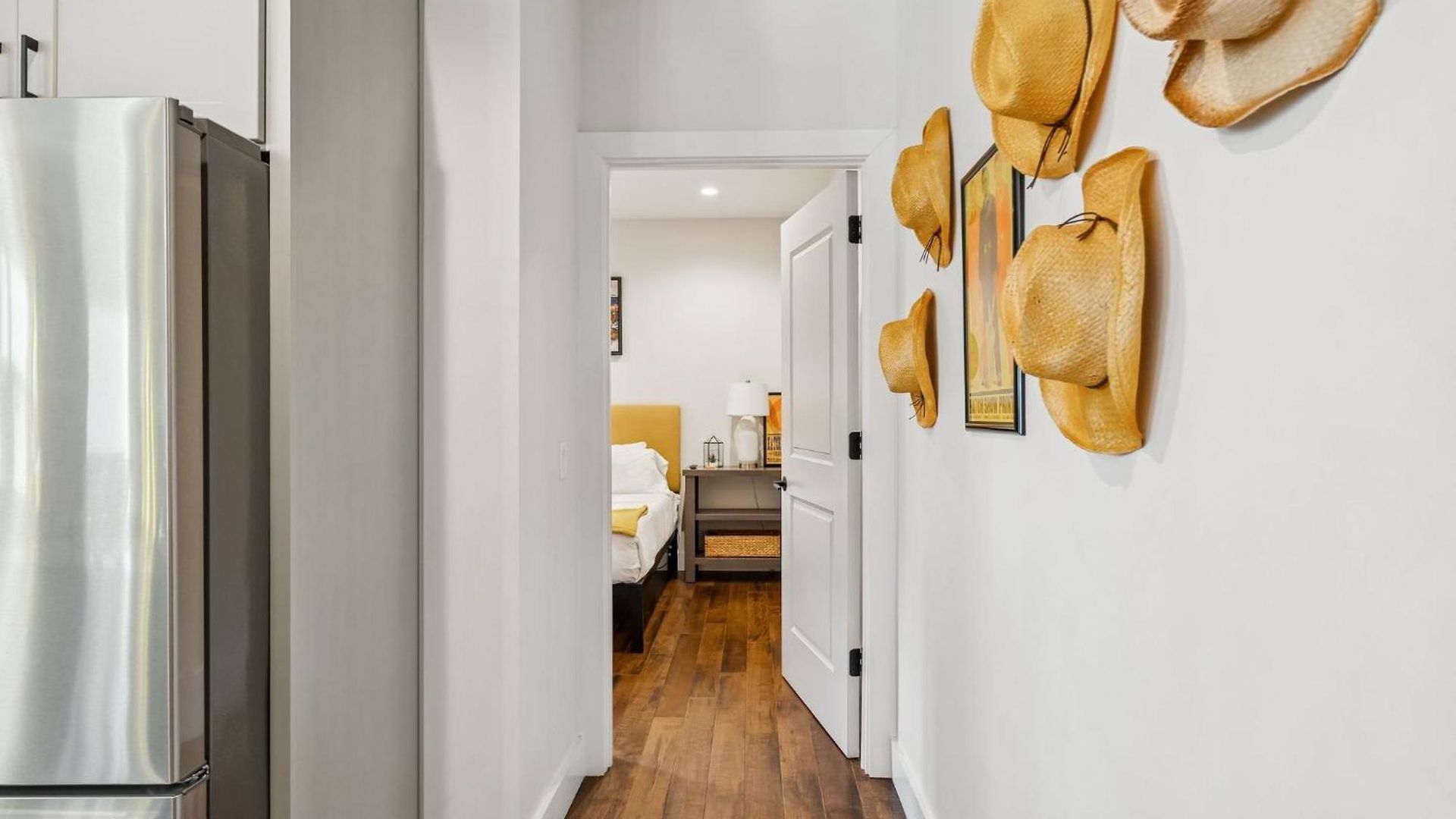 Luxury 2br Midtown Near Broadway & Pool Holiday home *