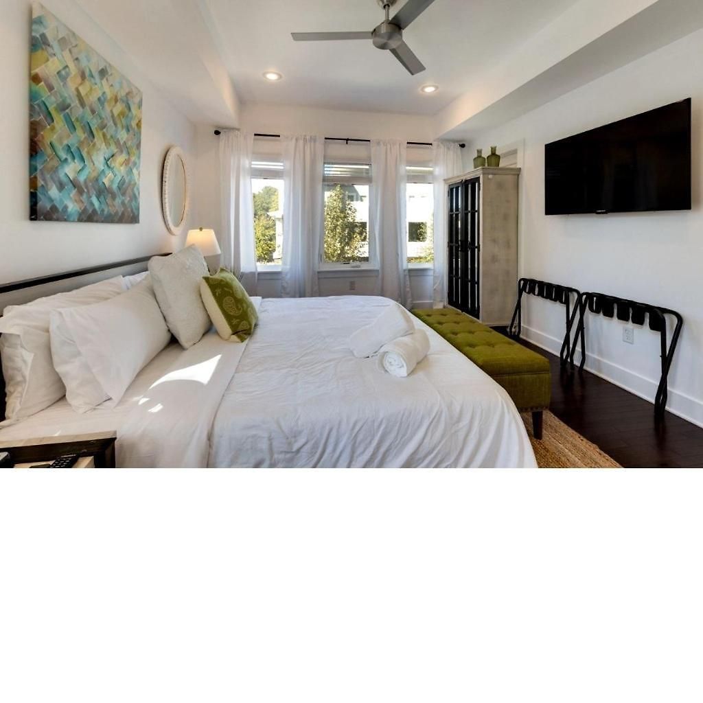Executive Townhome *