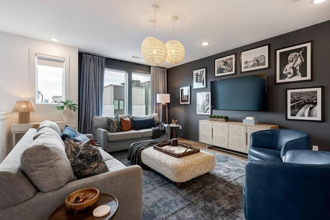 Elegant With Downtown Views Rooftop Hot Tub And Garage Nashville